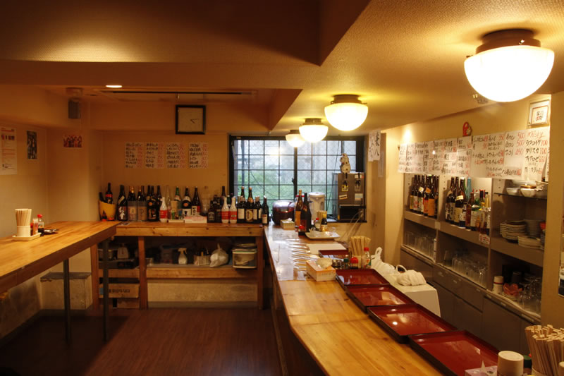 かんぱい　店内風景３
